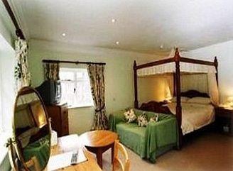 Mannings Heath Hotel Horsham Ngoại thất bức ảnh